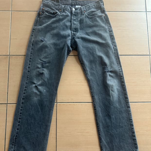 00‘s Levi’s501 Black jeans 33in