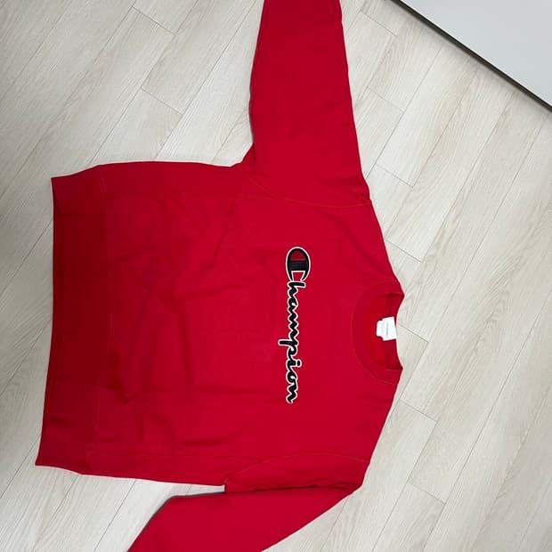 챔피온 레드 맨투맨