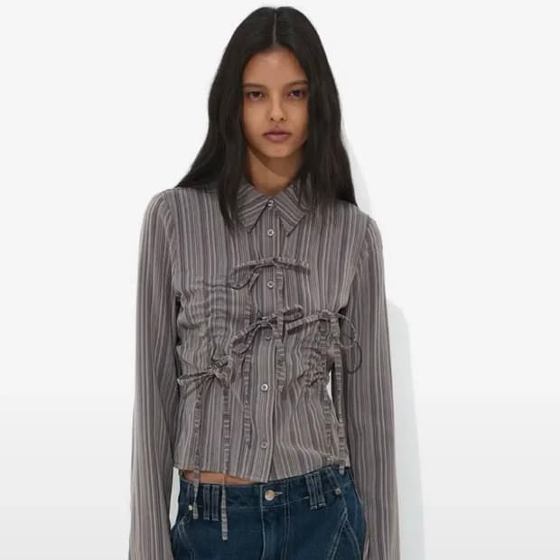 파르티멘토우먼 스트라이프 리본 드로우 스트링 셔 츠_차콜