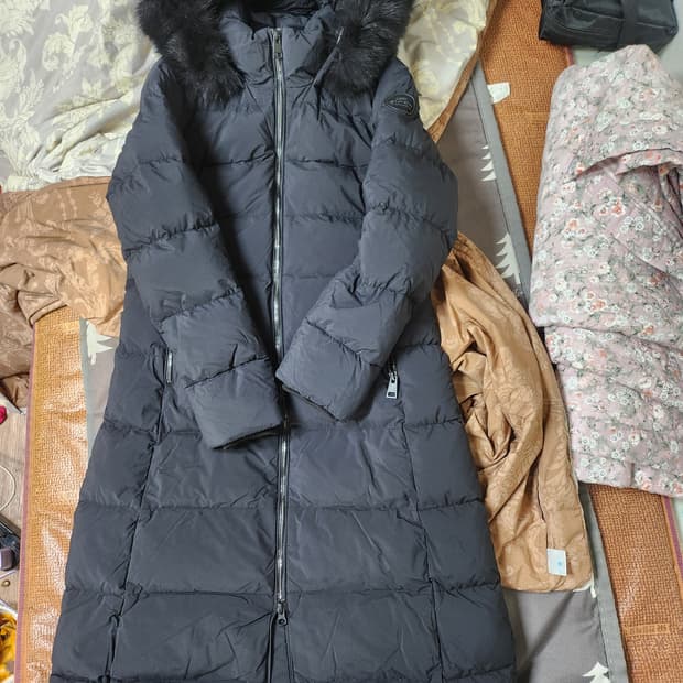 아이더구스롱패딩s