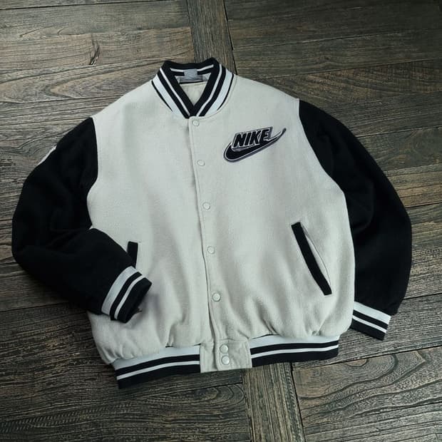 [나이키] 00'S 올드스쿨 빈티지 로고 패치 울 바시티자켓 M18827
