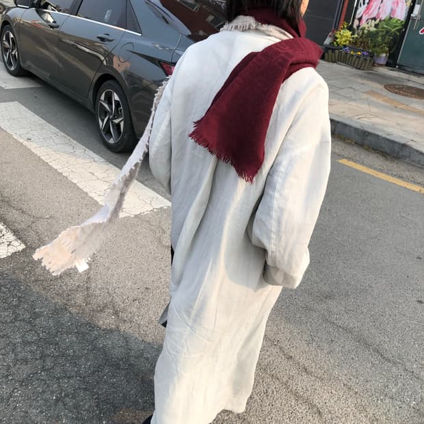 베르사체 버건디 스카프