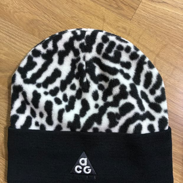 나이키 ACG 레오파드 비니 블랙