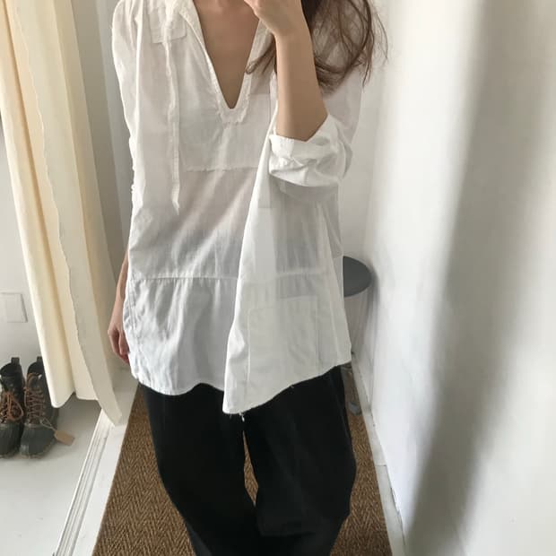 patch blouse