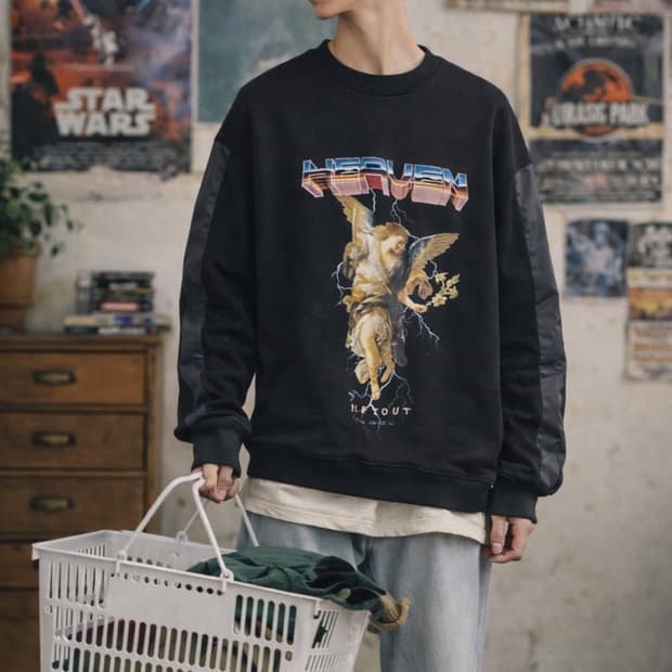 드리프트아웃 엔젤 그래픽 맨투맨