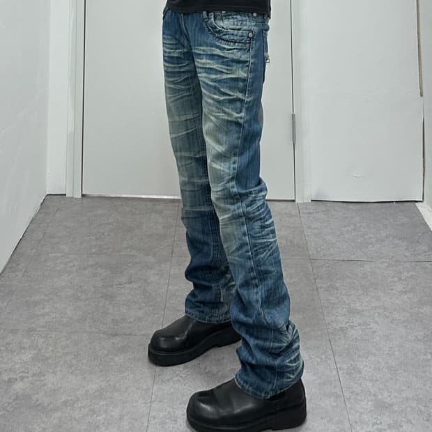 Vintage denim fade lines washing pants