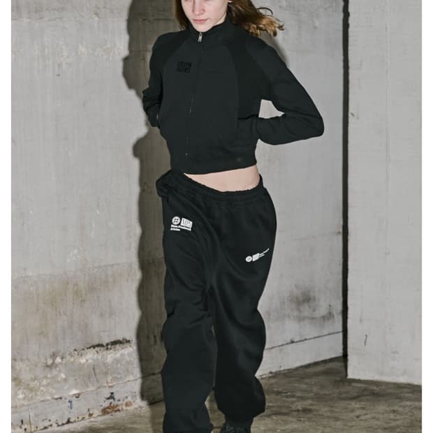 Plastic product zip jacket-M