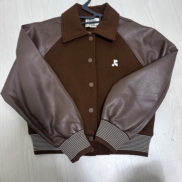 레스트앤레크레이션 봄버자켓 브라운