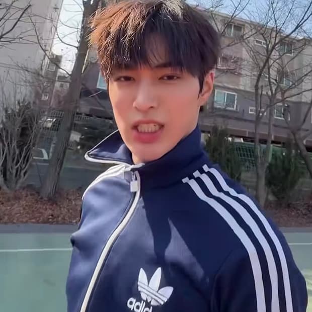 (코르티스 건호) 아디다스 유로파 져지