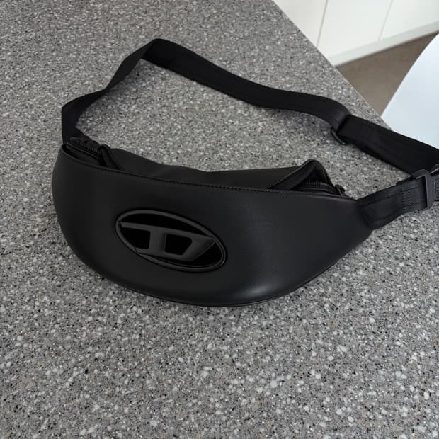 디젤 힙색 크로스백