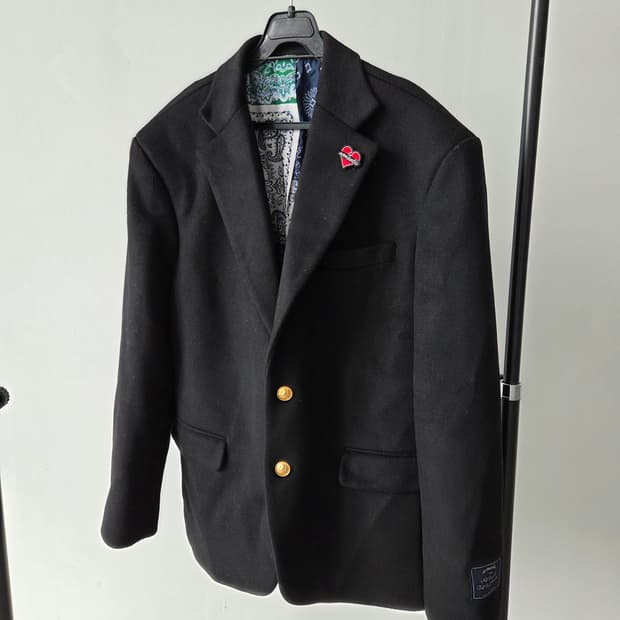 비욘드클로젯 블레이져 m