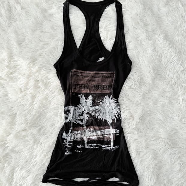 그런지 백 포인트 슬리브리스