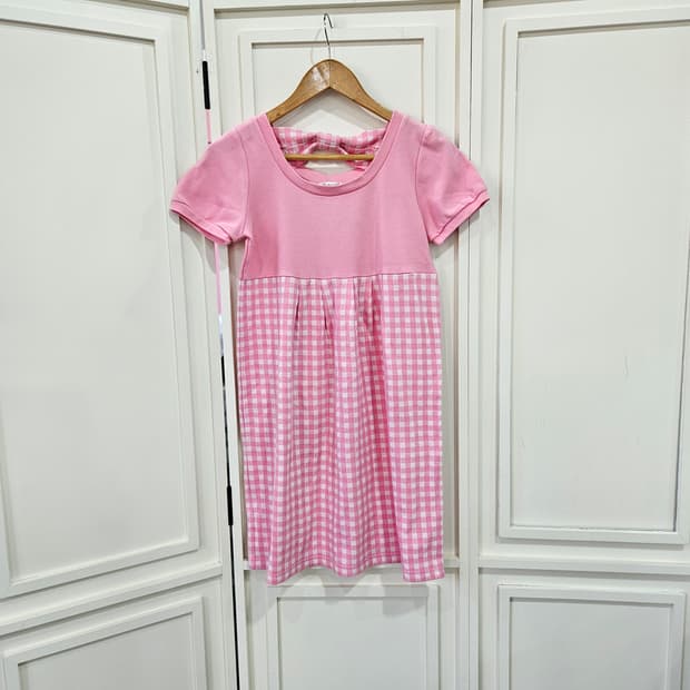 핑크 깅엄 배색 원피스