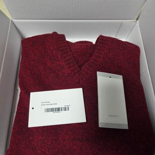 애프터프레이 인타르시아 브이넥 레드 니트 L