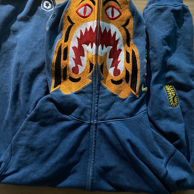 베이프 타이거 후드집업