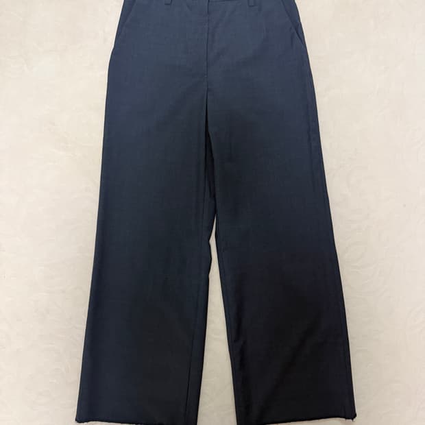 프라다 트라우저