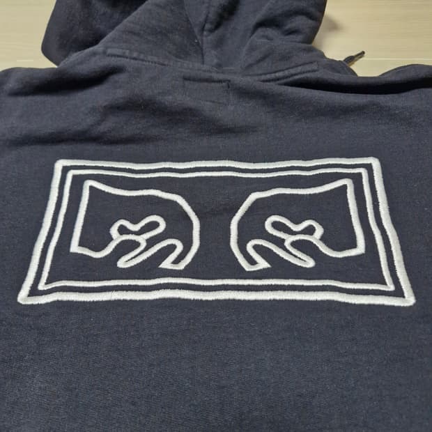 [M] 오베이 obey 아이즈 자수 블랙 후드스웻 웍스아웃 정품