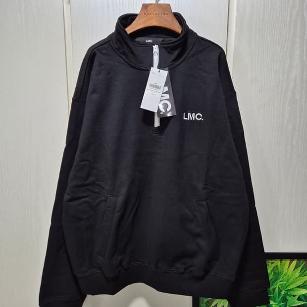 LMC 하프집업 맨투맨 블랙.새상품