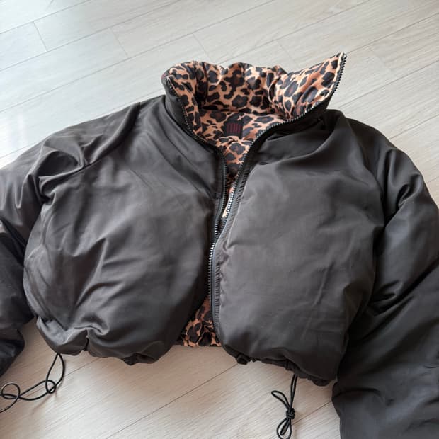 TOH 리버시블 숏패딩 레오파드 
