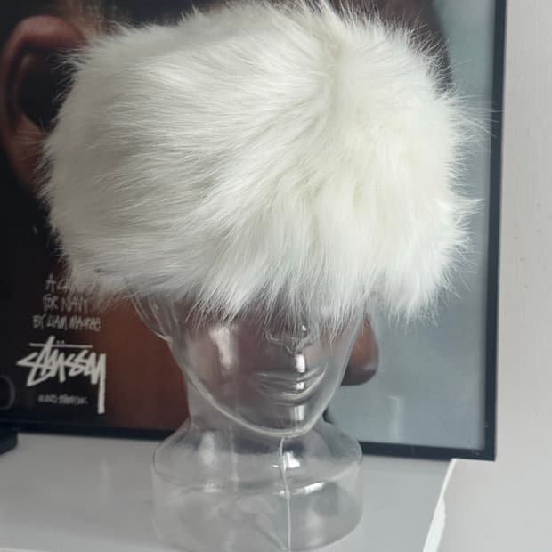 당일배송 퍼모자 화이트 털모자