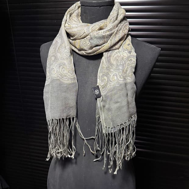 메트로시티 페이즐리 플라워 그레이 회색 울 머플러 목도리 에스닉 웨스턴