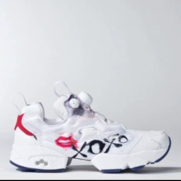 리복 인스타펌프 퓨리 XOXO 발렌타인 한정판