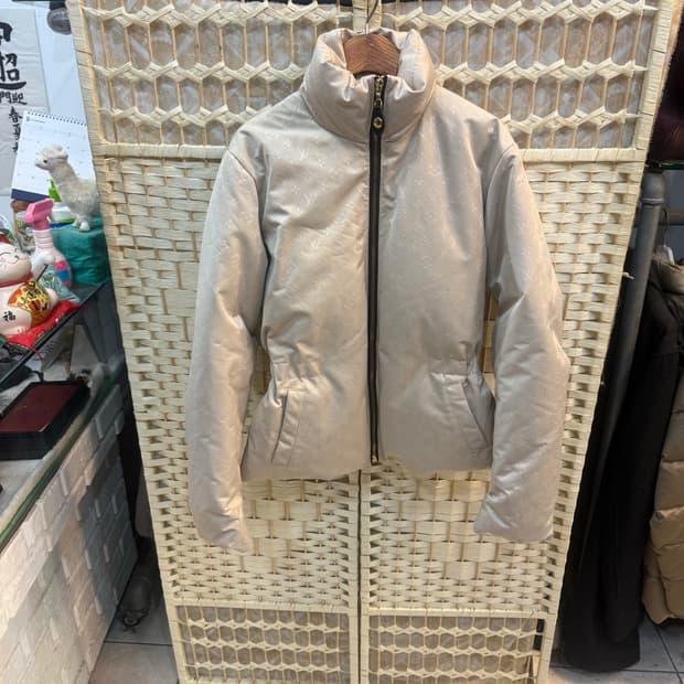 34/44-55 정품 루이비통 패딩 팝니다