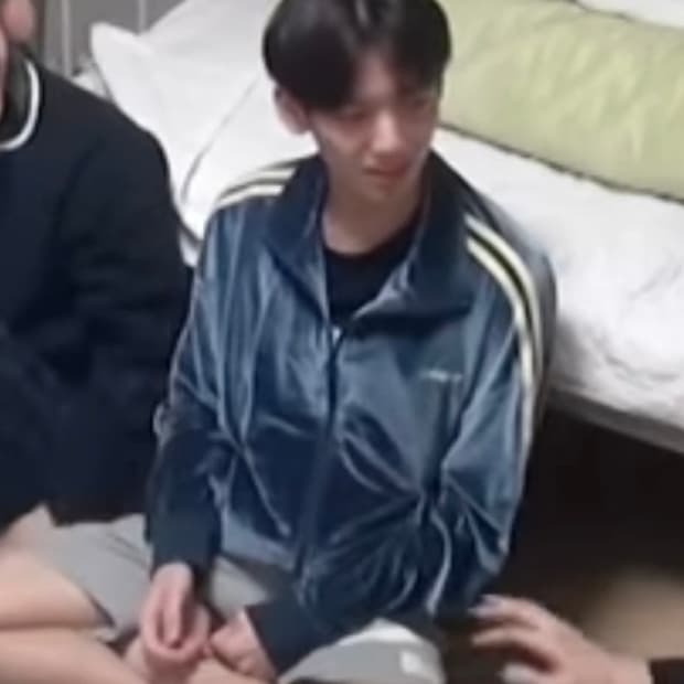 널디 한유진 네이비 벨벳져지 상하의세트