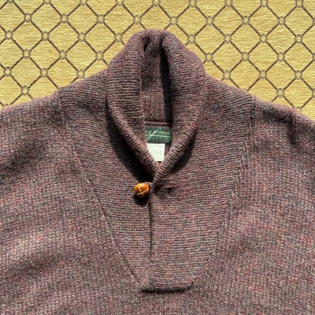 버건디 카라 니트