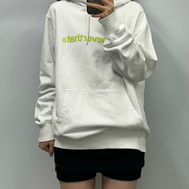 디스이즈네버댓 스펠아웃 화이트 후드티