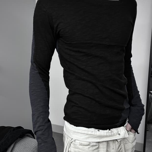 sample* Crud Asymmetric Long Sleeves