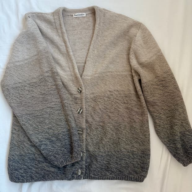 단추 디테일 그라데이션 가디건