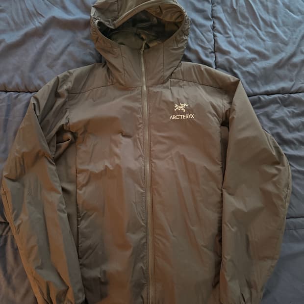 아크테릭스 아톰 후디 블랙 M