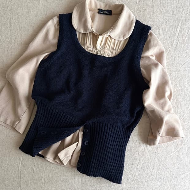 knit vest