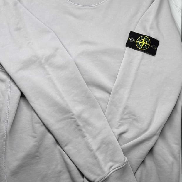 스톤아일랜드 맨투맨 L 베이지