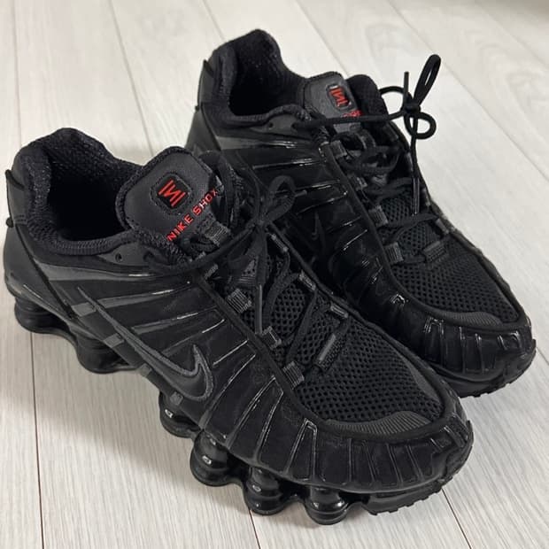 나이키 샥스 TL 245 