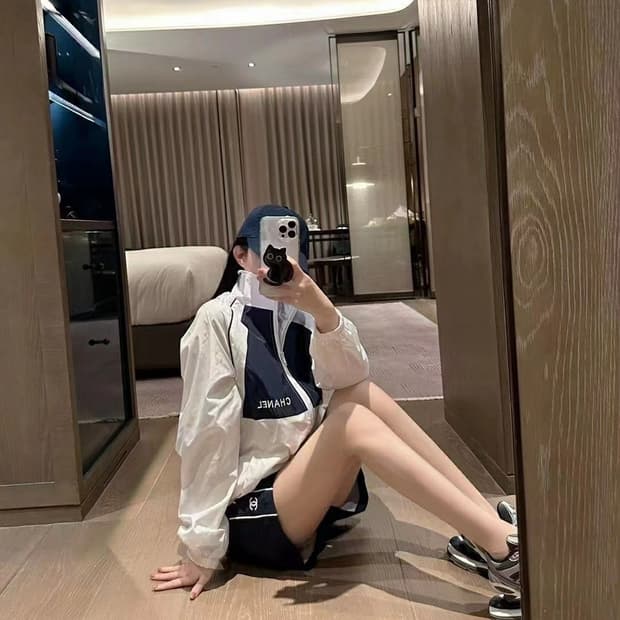 수입 샤넬 반바지 바람막이 트레이닝 투피스