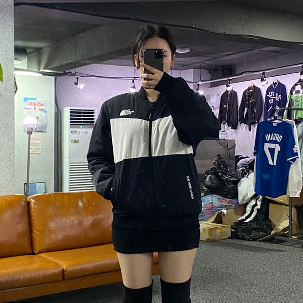 노스페이스 배색 다운 봄버 자켓 B2967