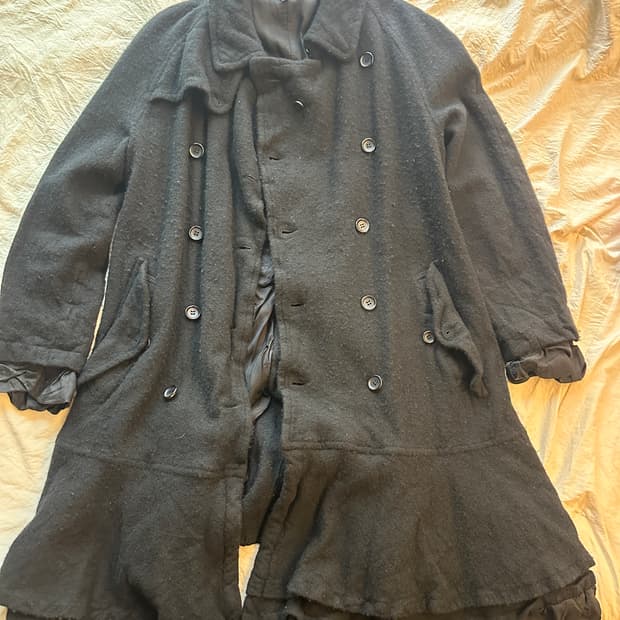 꼼데가르송 블랙 더블 축융 코트