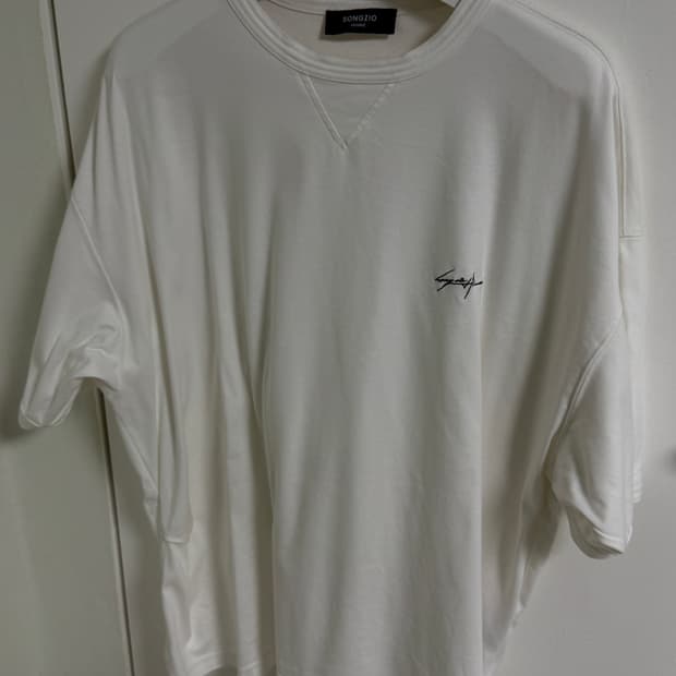 송지오옴므 슬랜트 오토그래프 티셔츠 화이트