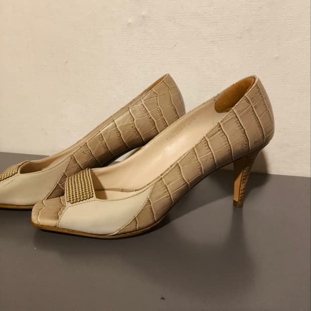 245mm 37.5 에스까다 구두 힐