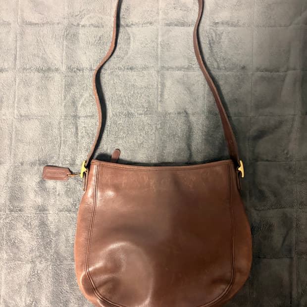 코치 숄더백, 크로스백