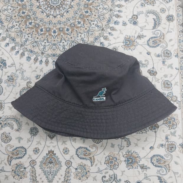 캉골 버킷햇