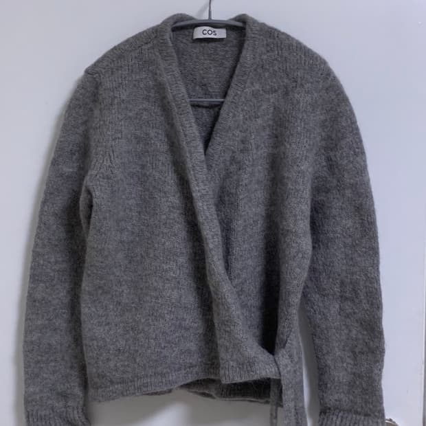 코스 랩 가디건