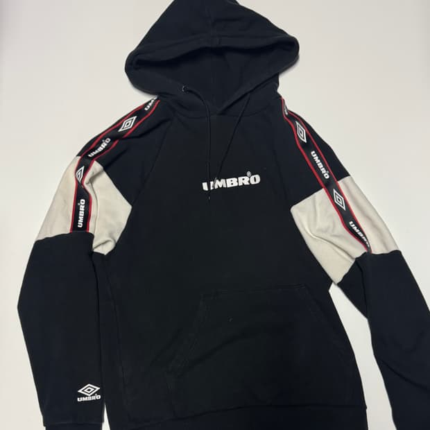 엄브로 Umbro 사이드 라인 트랙 후드티 M