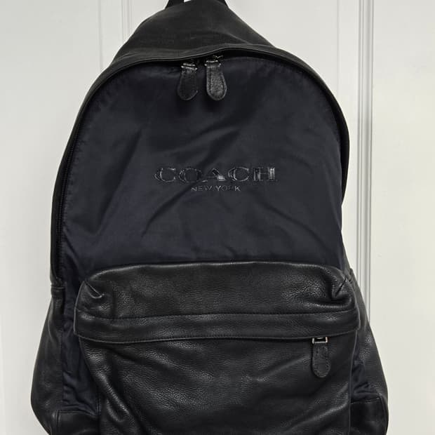 COACH 코치 나일론&레더 백팩