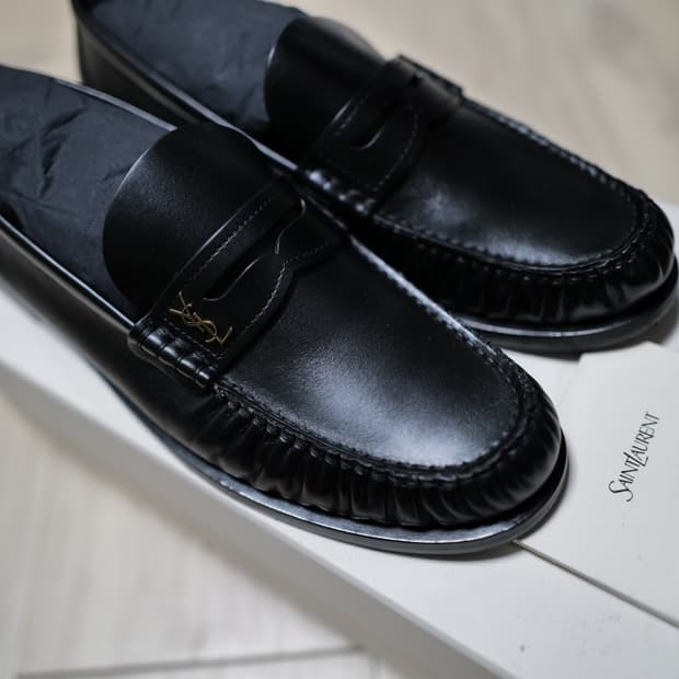 26ss 생로랑 로퍼 42.5