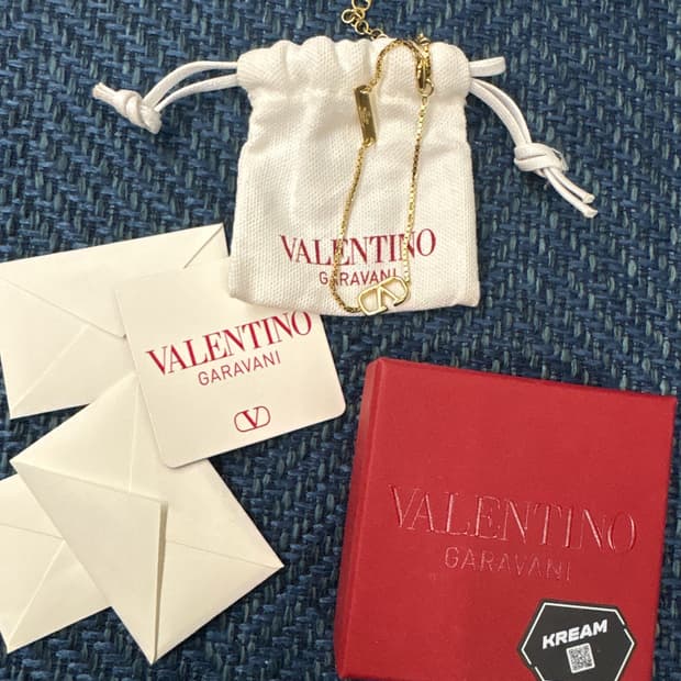 발렌티노 가라바니 브이로고 체인 브레이슬릿 골드