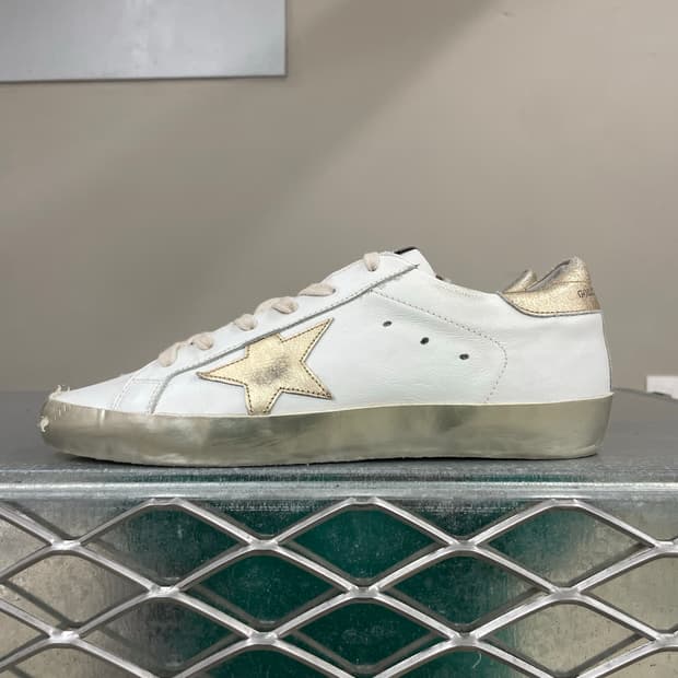 골든구스 슈퍼스타 골드 탭 스니커즈 39