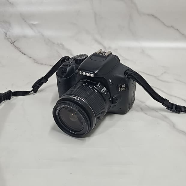 캐논 DSLR 550D /18-55mm IS 2 렌즈 /가방